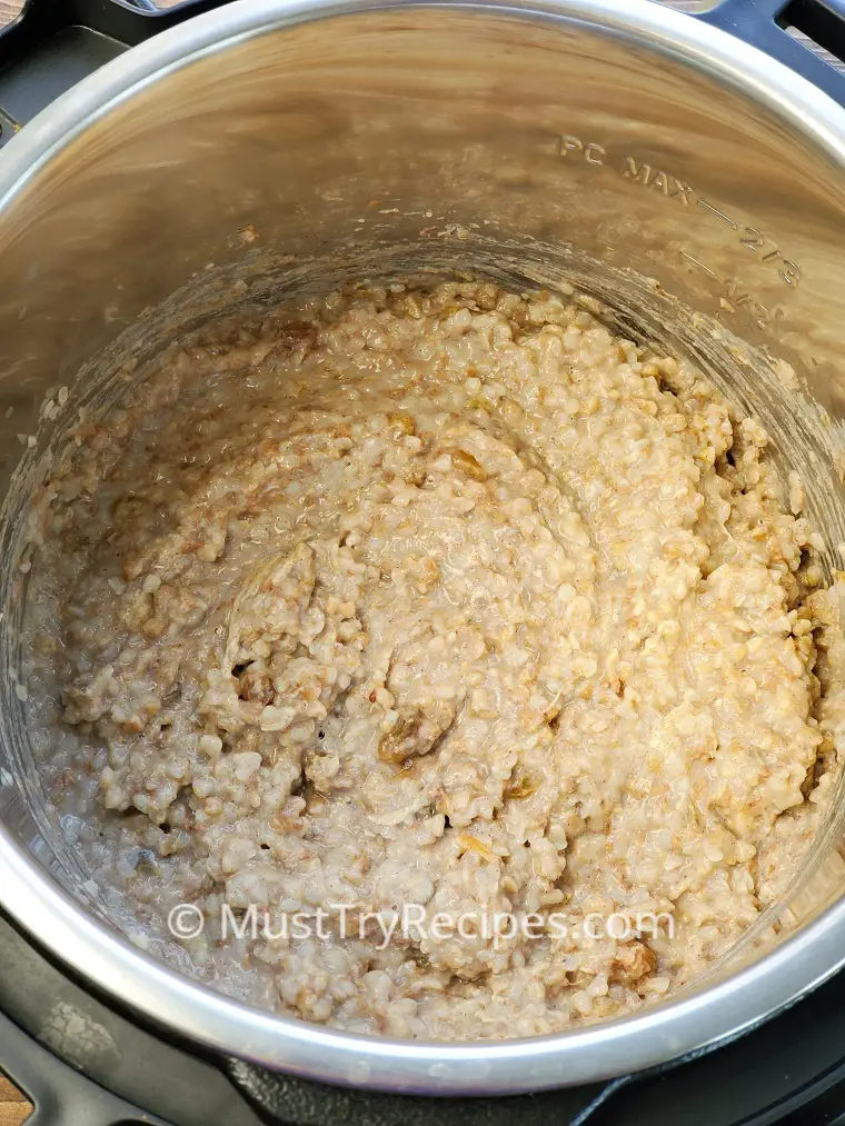 buckwheat groats porridge in instant pot